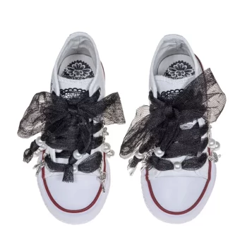 Botas con lazada de tul plumeti color negro y abalorios QUICKAS. Ideales para ocasiones especiales, comuniones y bodas.