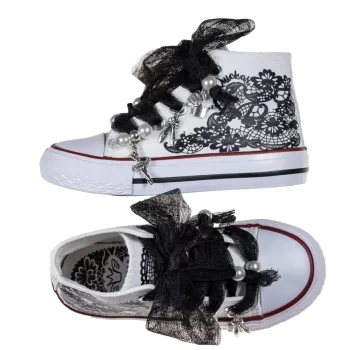 Botas con lazada de tul plumeti color negro y abalorios QUICKAS. Ideales para ocasiones especiales, comuniones y bodas.