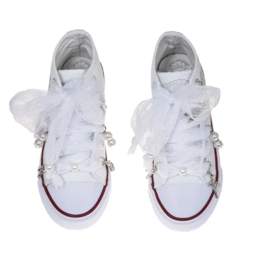 Botas con lazada de tul plumeti color blanco y abalorios QUICKAS. Ideales para ocasiones especiales, comuniones y bodas.